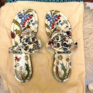 Tory Burch white floral Millers